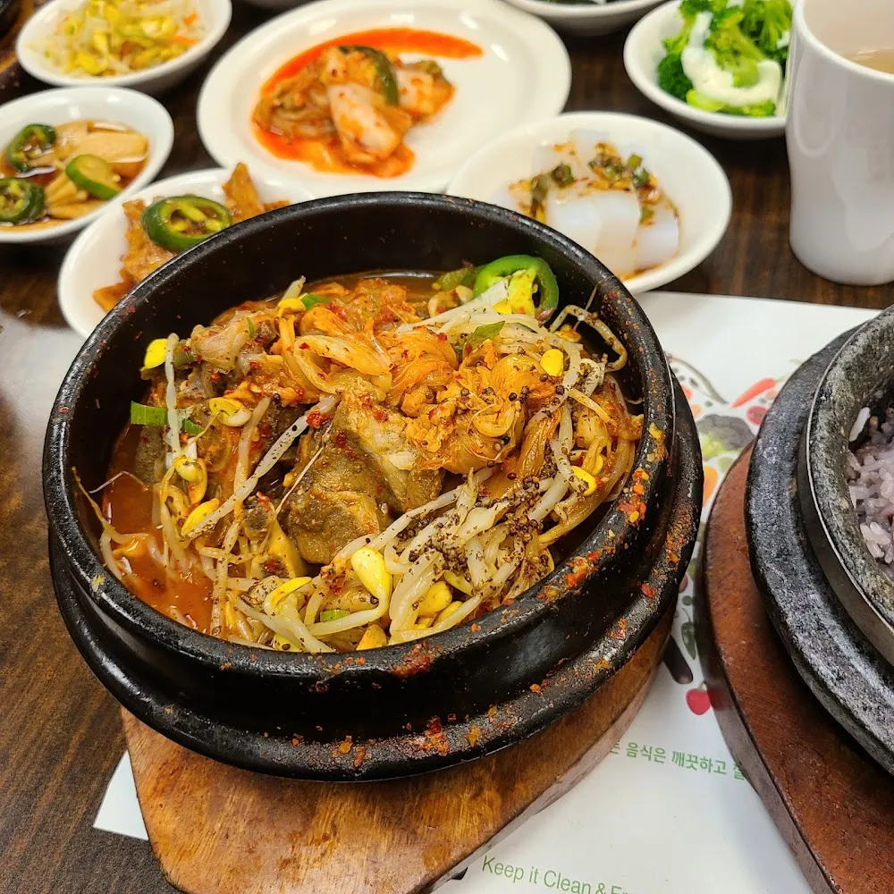 Small Octopus & Beef Soondubu